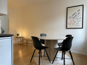 Brand New Apt By the Lakes, Copenhagen